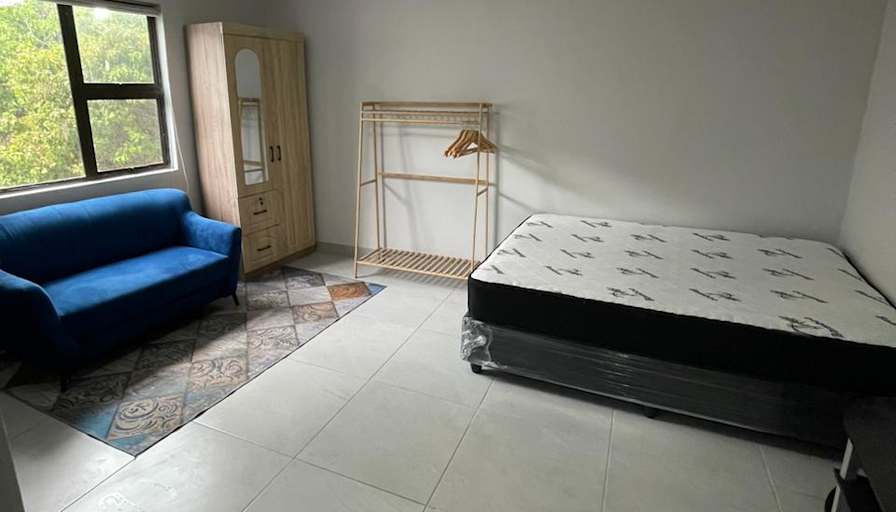 Donovan's room