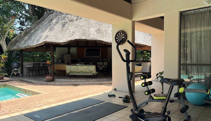 YouRooms's room