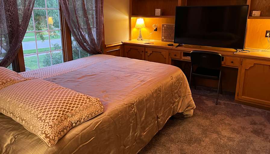 Samantha's room