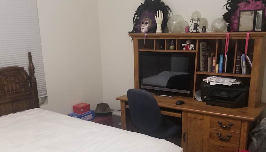 Linda's room