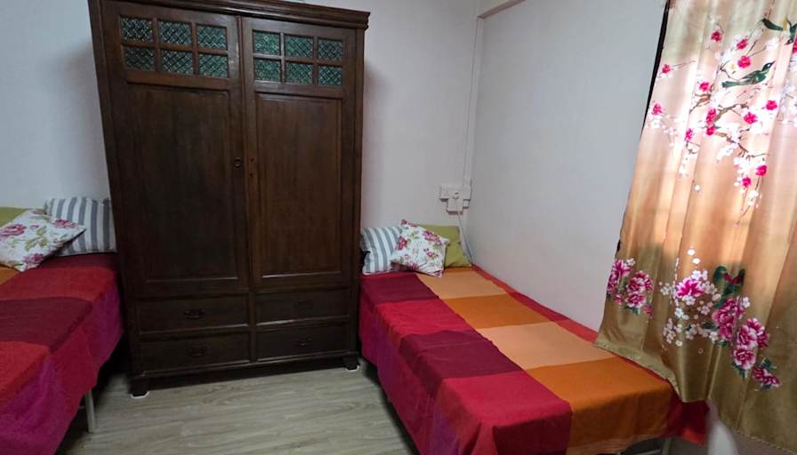 Joy Lee's room