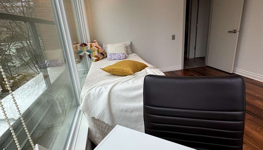 Van House's room