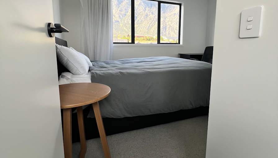 Kris Reid's room