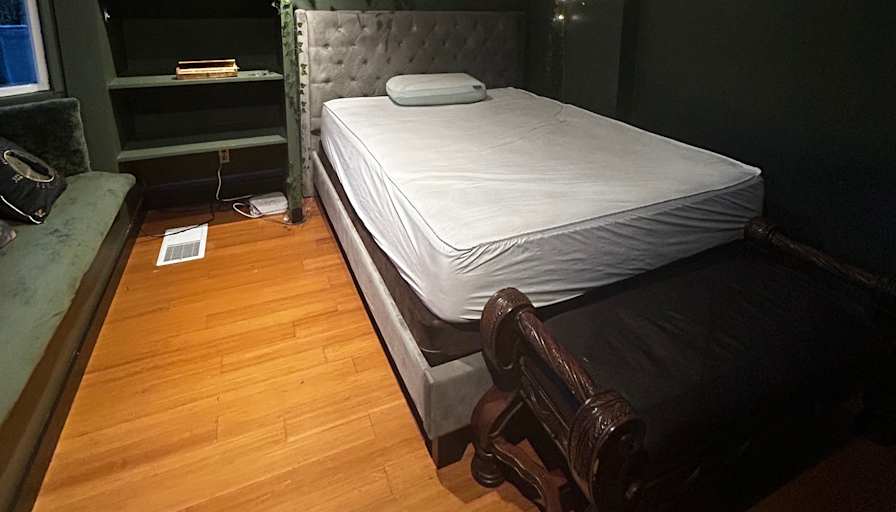 Hailey's room