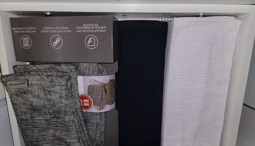 Darren's room