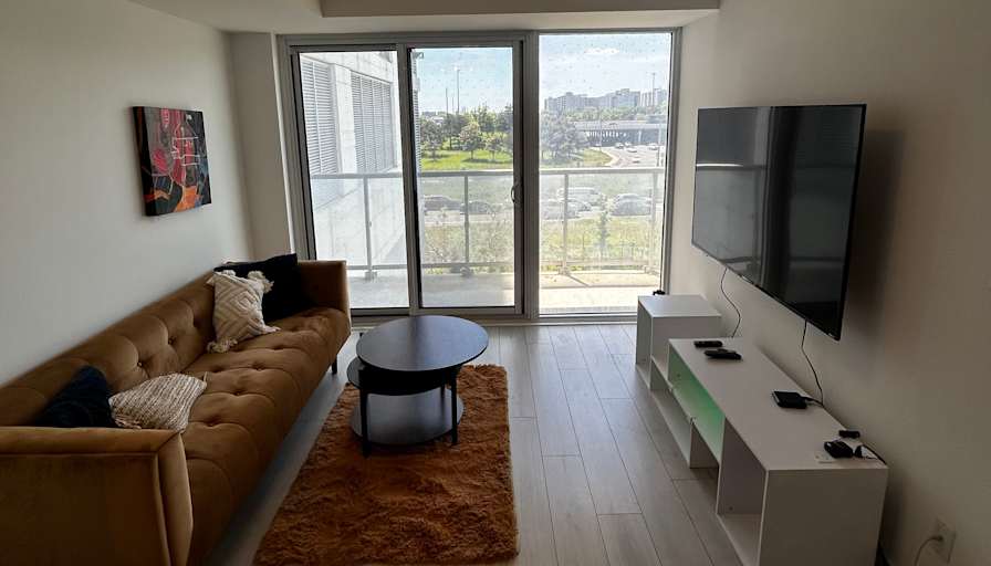 mark's room