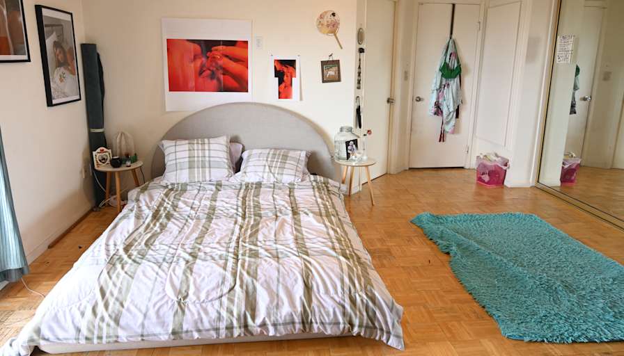 Victoria's room