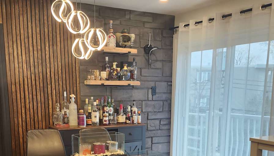 Karen Del Cid's room
