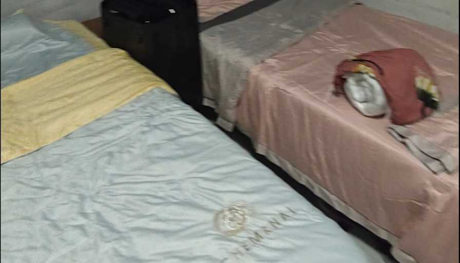 Keng Ling's room