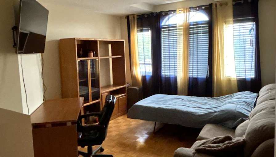 Anna's room