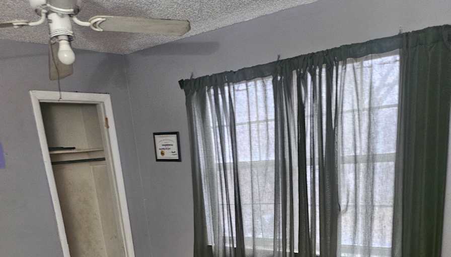 Leeclinique's room