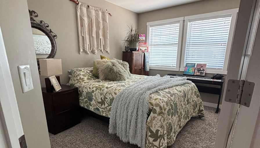 Francine's room