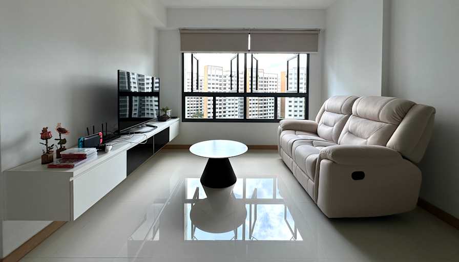 Daren's room