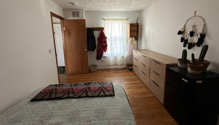 Albert's room