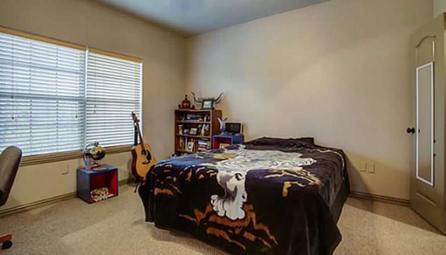 Misbah's room