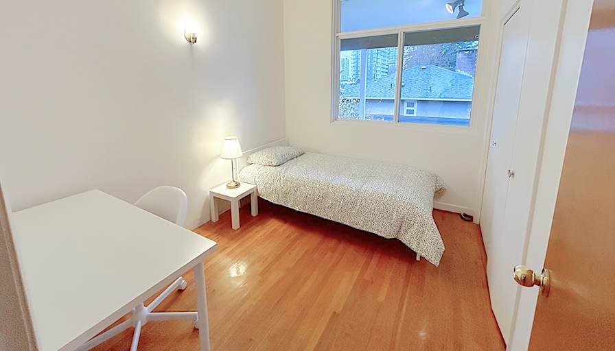 Shirin's room