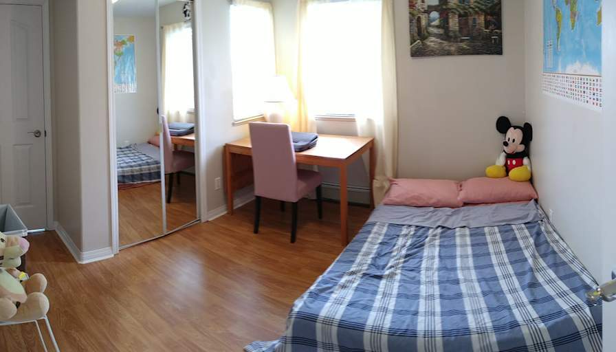 Melissa's room