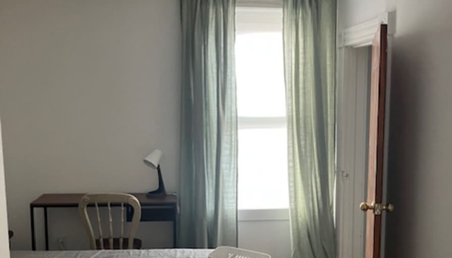 Andrea's room