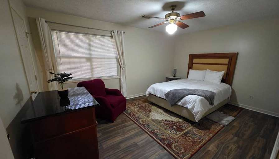 Breee's room