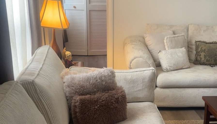 Rachel hudson's room