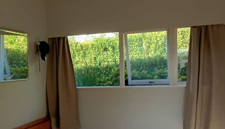 Damo's room