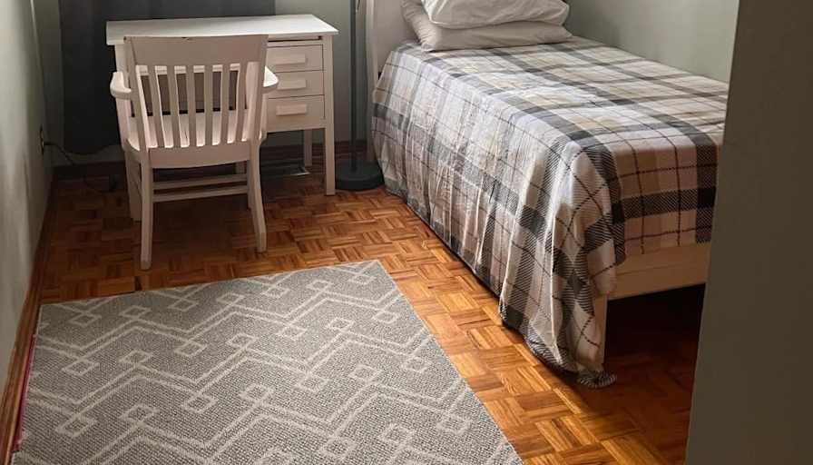 Ferdaws's room