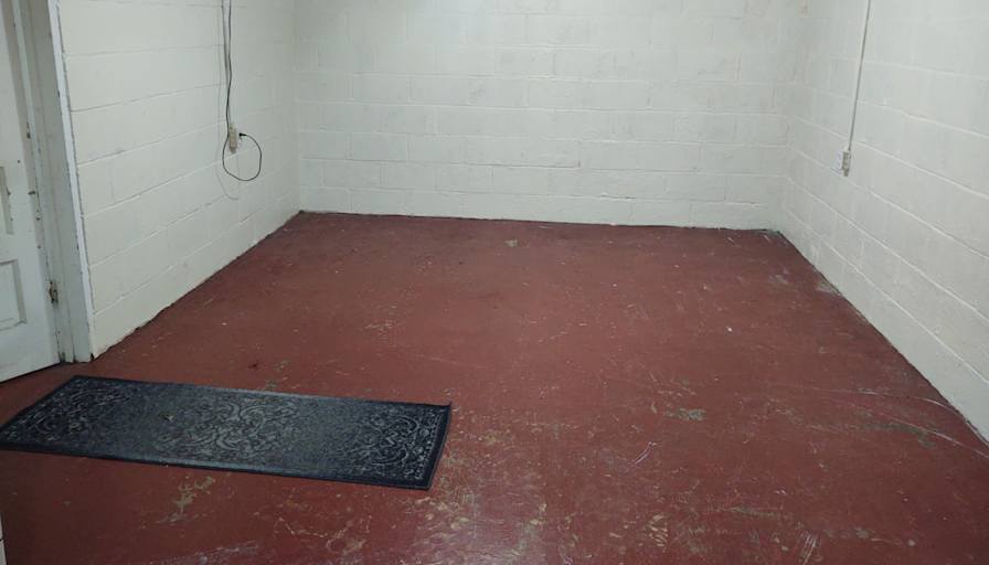 Holland's room