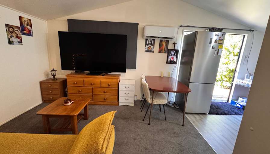Roy Abraham's room