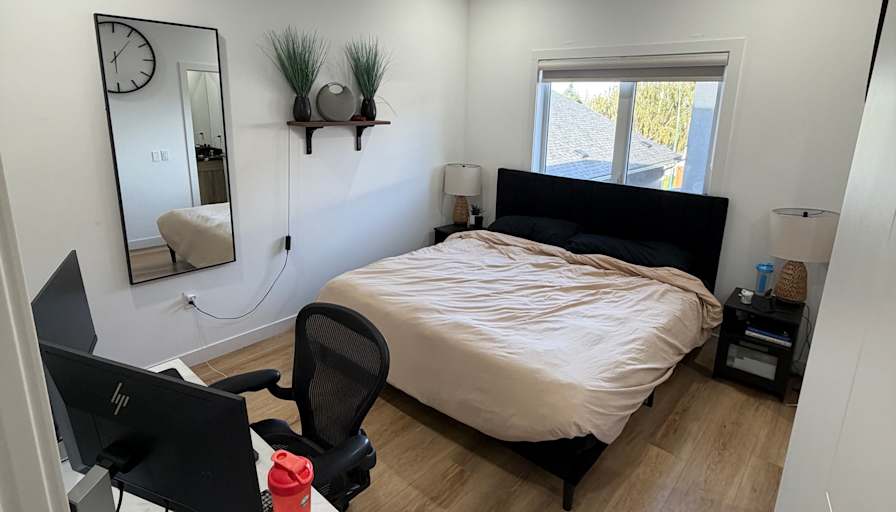 Kaiden Santos's room