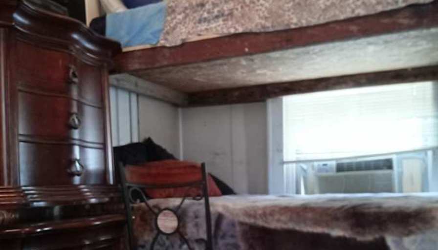 Lisa's room
