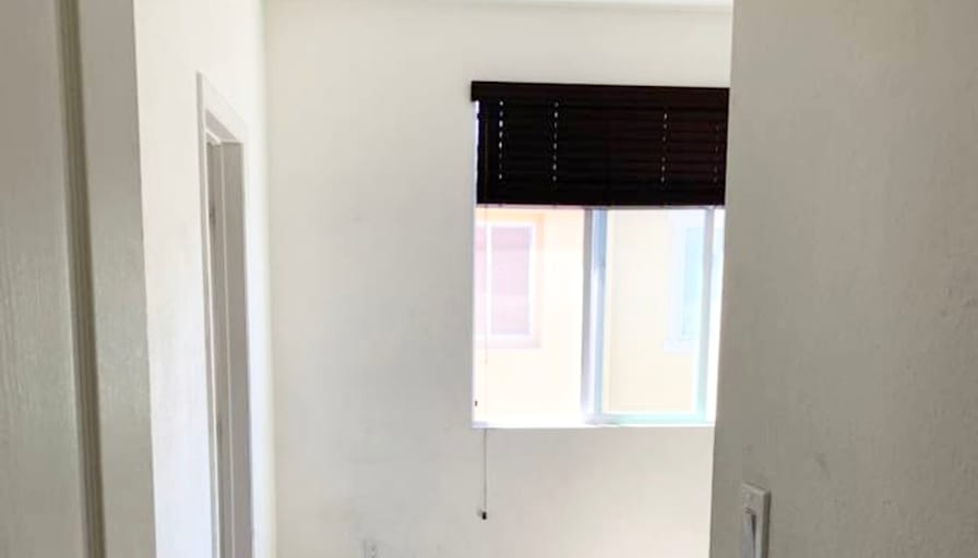 Itzabel28's room