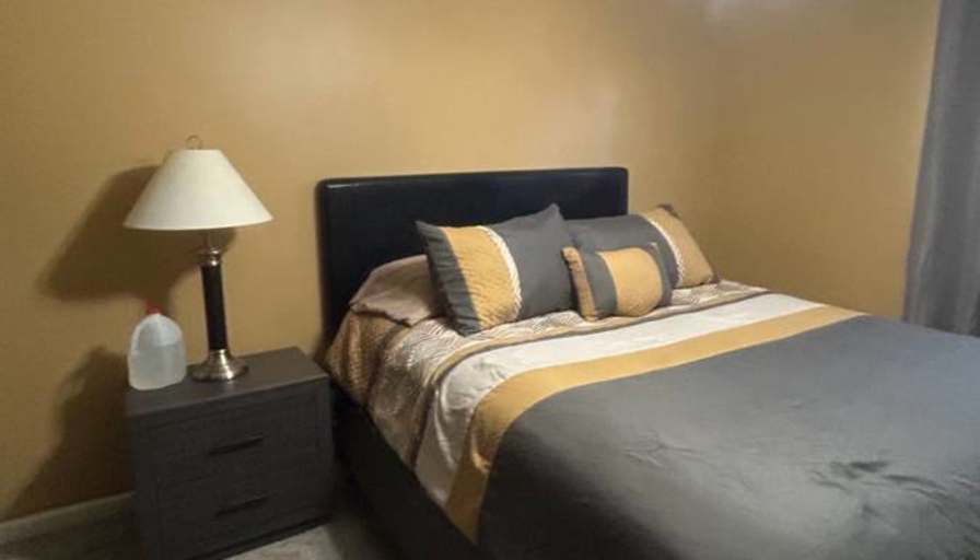 Furnished room for rent's room