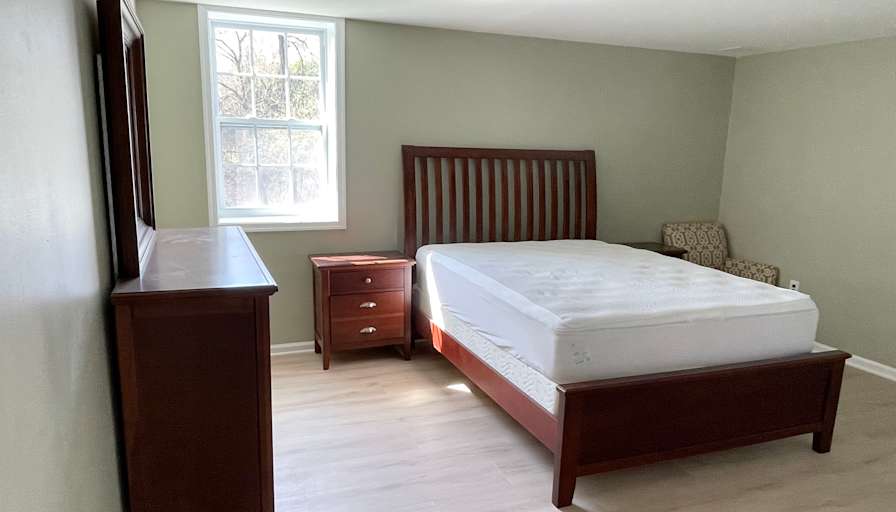 Yali's room
