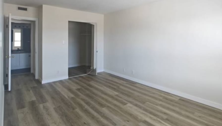 Hannah's room