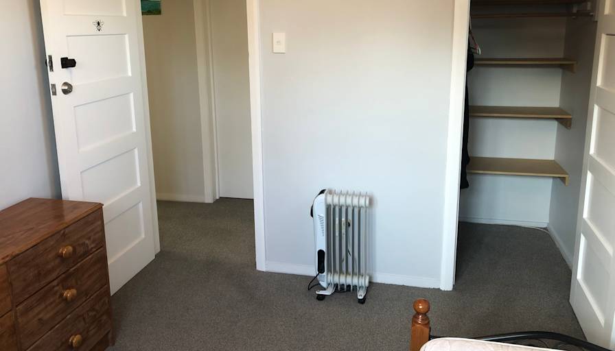 Bob's room