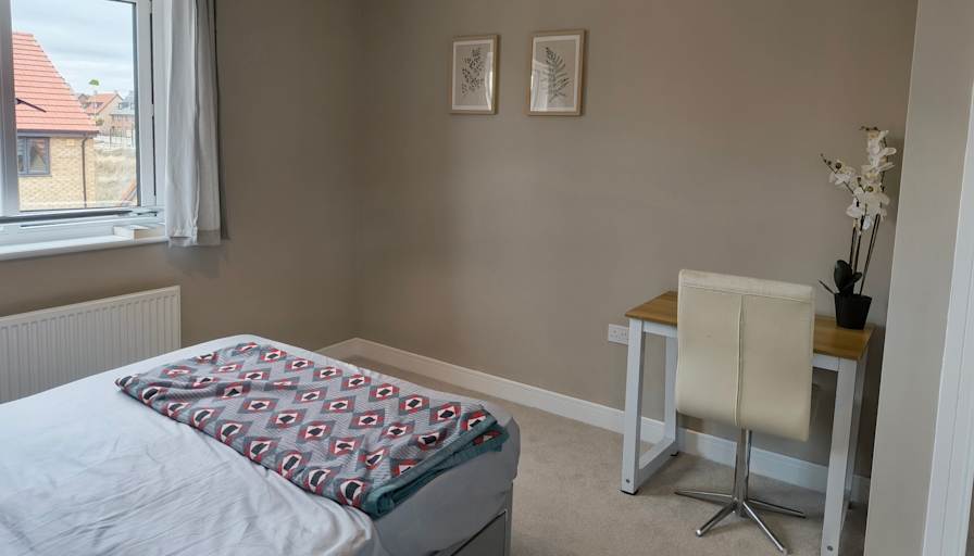 Amar Gujeti's room