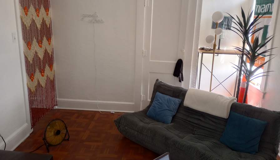 Thomas's room