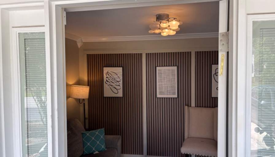 jay barry's room