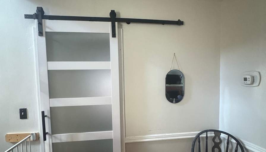 Alexis's room