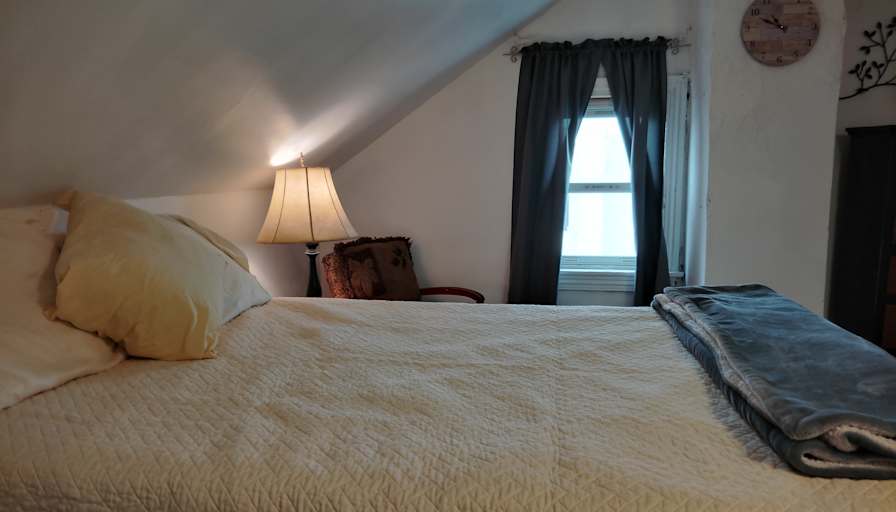Tracy Lynn's room