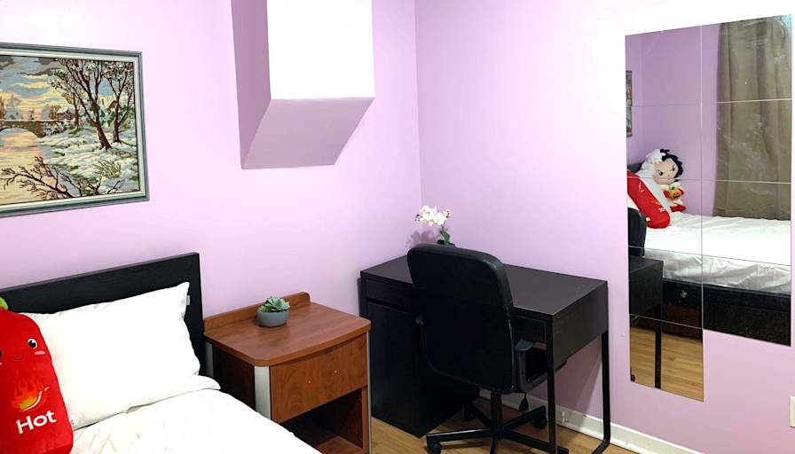 Varghe's room