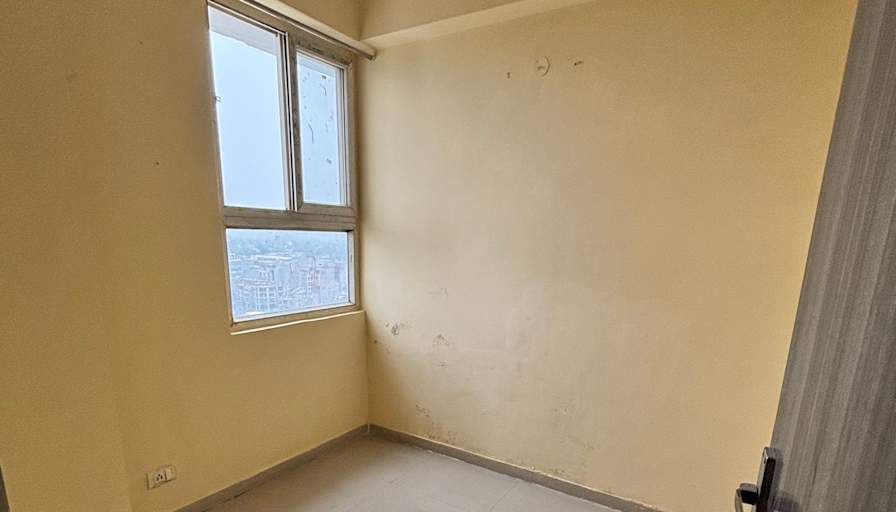 Kuhi's room
