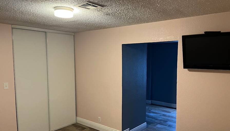 Javier's room