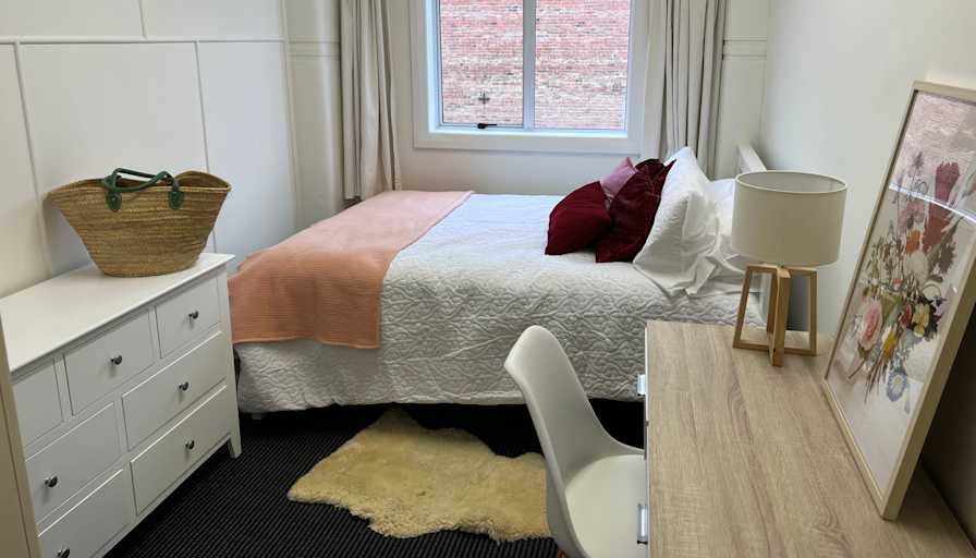 Anna's room