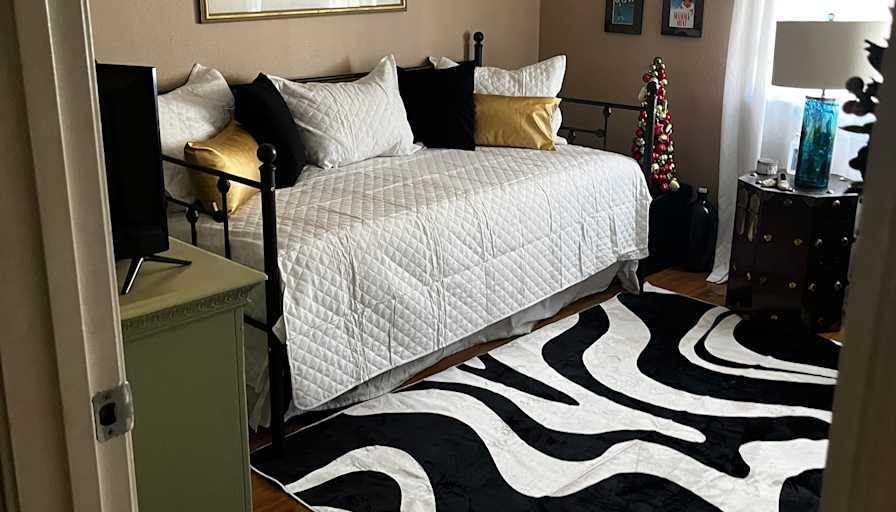 Betty's room