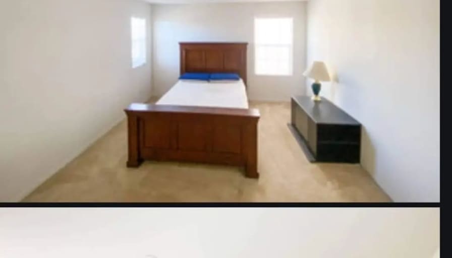 Akintola's room
