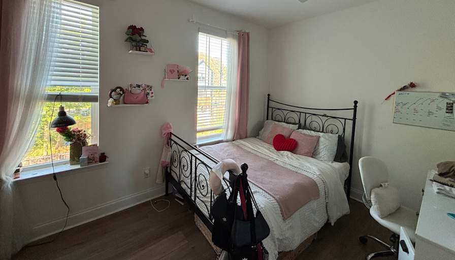 Savannah Moore's room