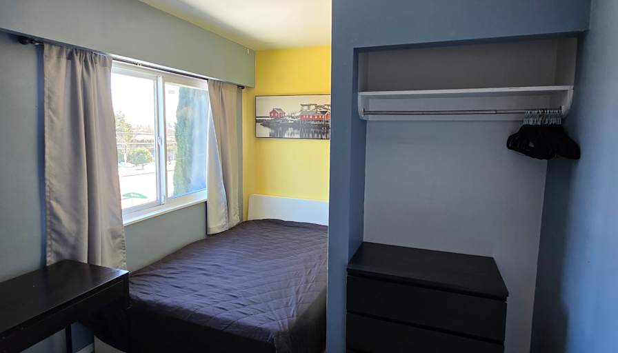 Sam's room