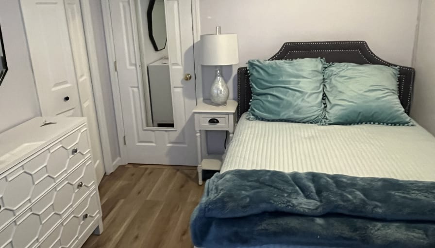 Leticia's room