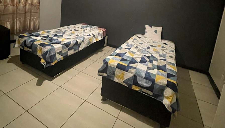 Feechy Makoni's room